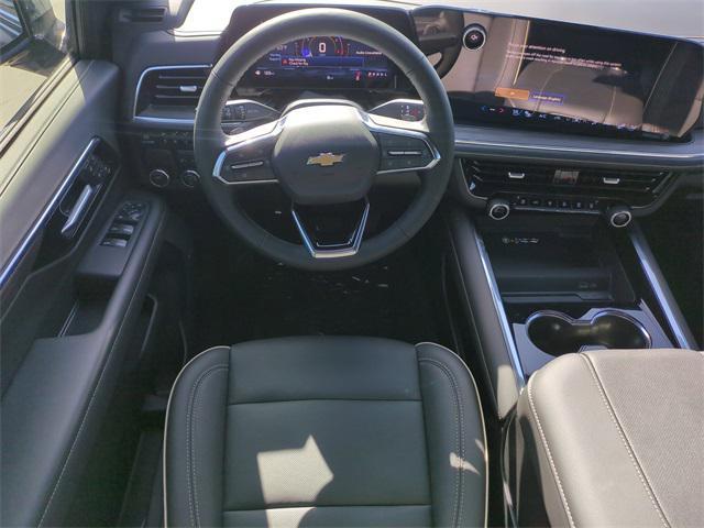 new 2025 Chevrolet Suburban car, priced at $77,609