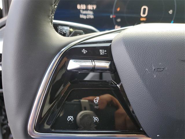 new 2025 Cadillac LYRIQ car, priced at $60,590