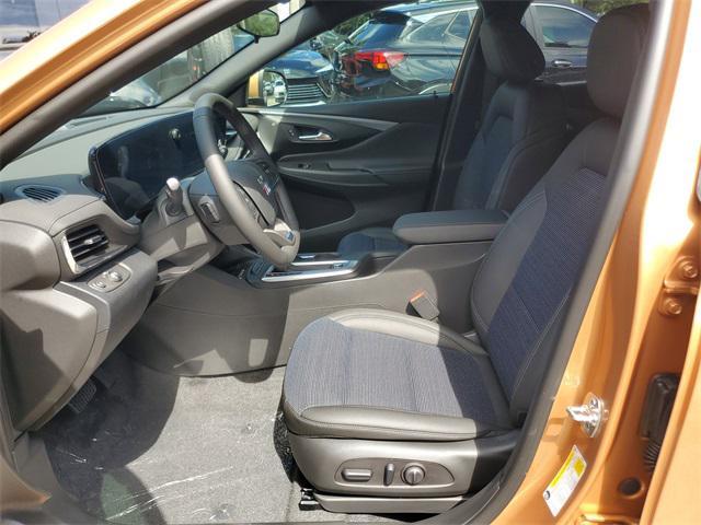 new 2025 Buick Envista car, priced at $23,810