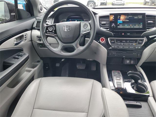 used 2022 Honda Pilot car, priced at $32,499