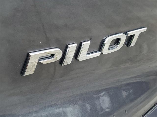 used 2022 Honda Pilot car, priced at $32,499