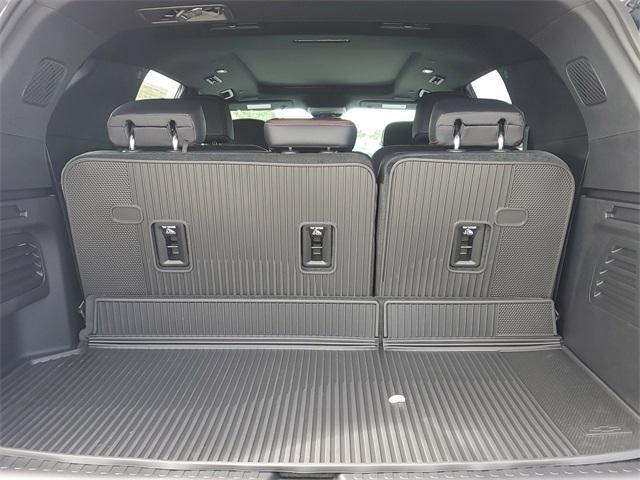 new 2026 Chevrolet Traverse car, priced at $59,127