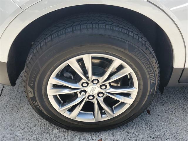 used 2022 Cadillac XT5 car, priced at $27,876