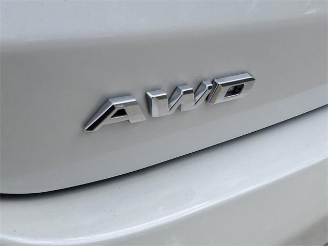 used 2024 Cadillac XT6 car, priced at $50,467
