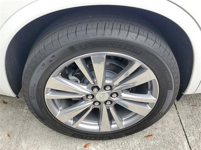 used 2024 Cadillac XT6 car, priced at $48,919