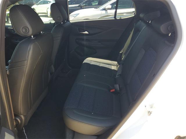 new 2025 Buick Envista car, priced at $25,195