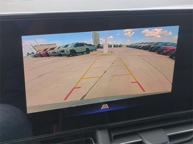 new 2025 Chevrolet Trax car, priced at $21,662