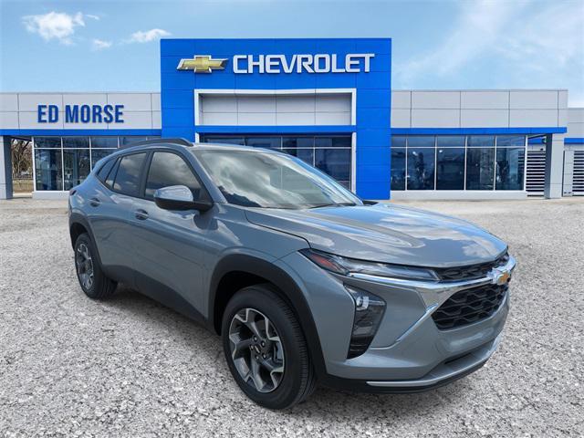 new 2025 Chevrolet Trax car, priced at $21,662