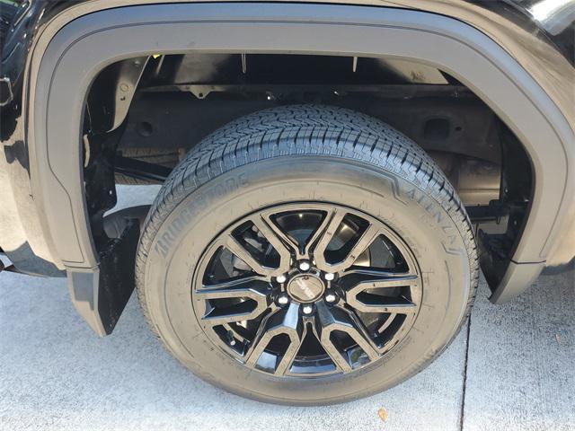 used 2023 GMC Sierra 1500 car, priced at $35,600