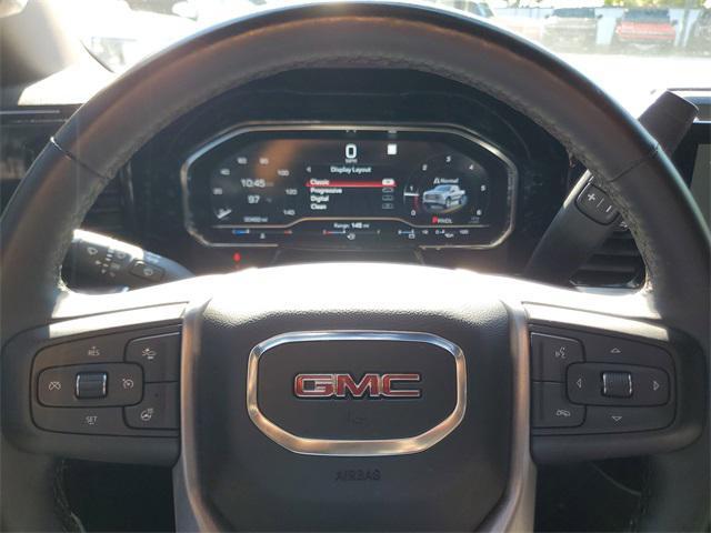 used 2023 GMC Sierra 1500 car, priced at $35,600