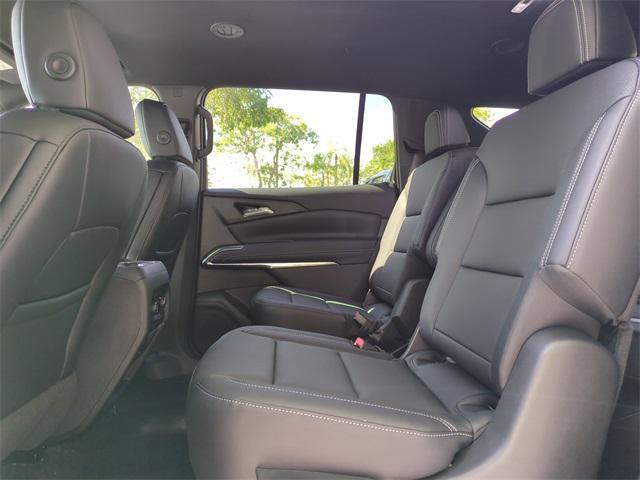 new 2025 Chevrolet Traverse car, priced at $42,532