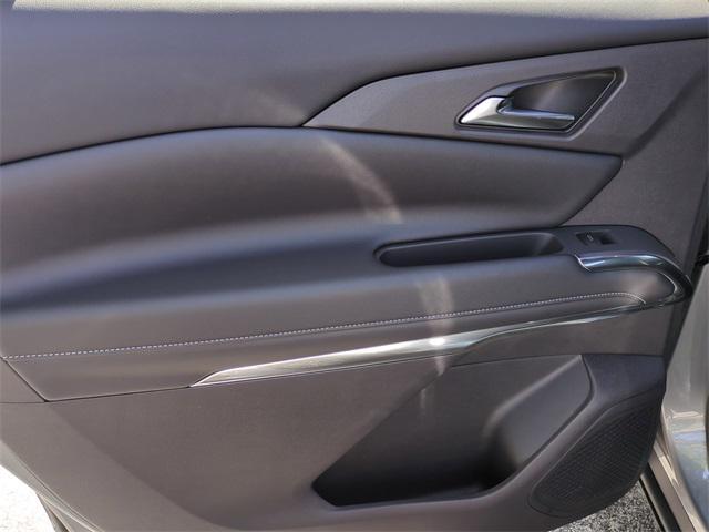 new 2025 Chevrolet Traverse car, priced at $42,532