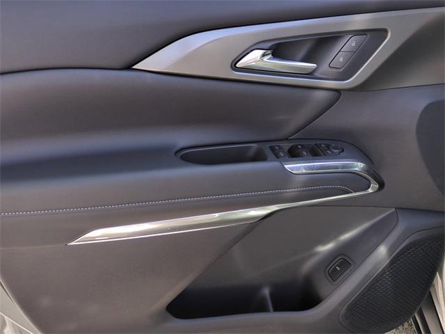 new 2025 Chevrolet Traverse car, priced at $42,532