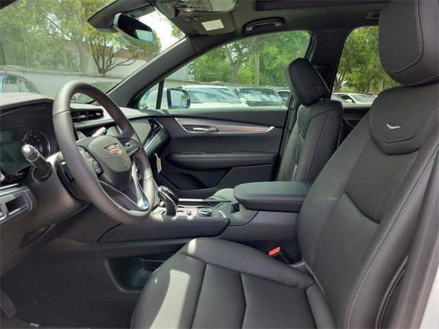 new 2025 Cadillac XT6 car, priced at $49,815