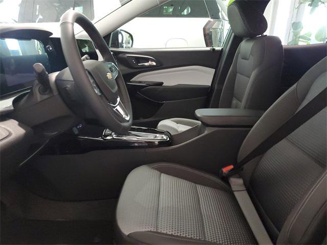 new 2025 Chevrolet Trax car, priced at $25,735