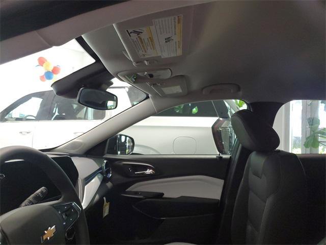 new 2025 Chevrolet Trax car, priced at $25,735