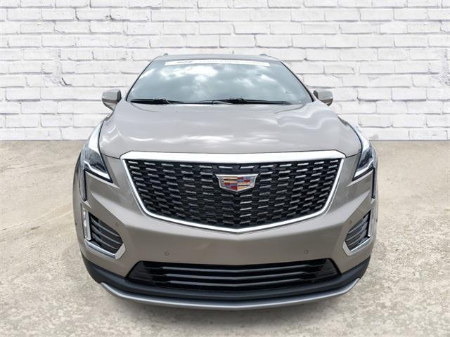 used 2022 Cadillac XT5 car, priced at $32,999