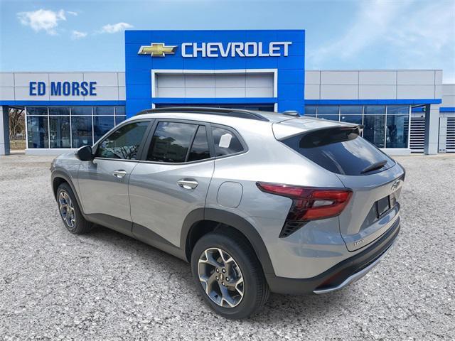new 2025 Chevrolet Trax car, priced at $25,735
