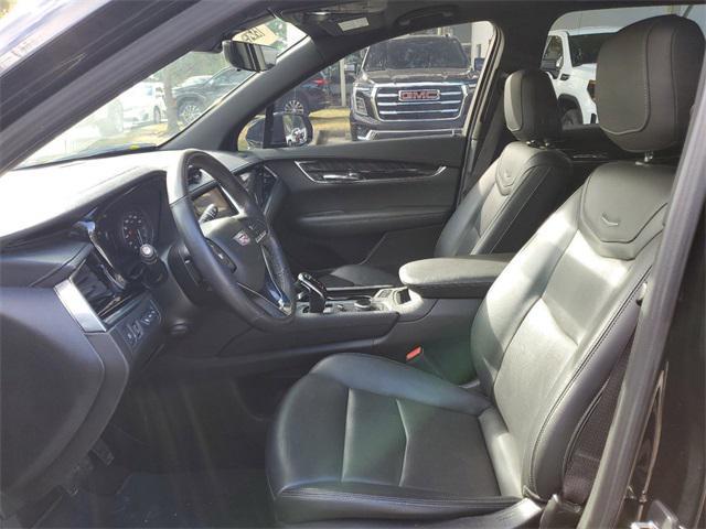 used 2022 Cadillac XT6 car, priced at $33,999