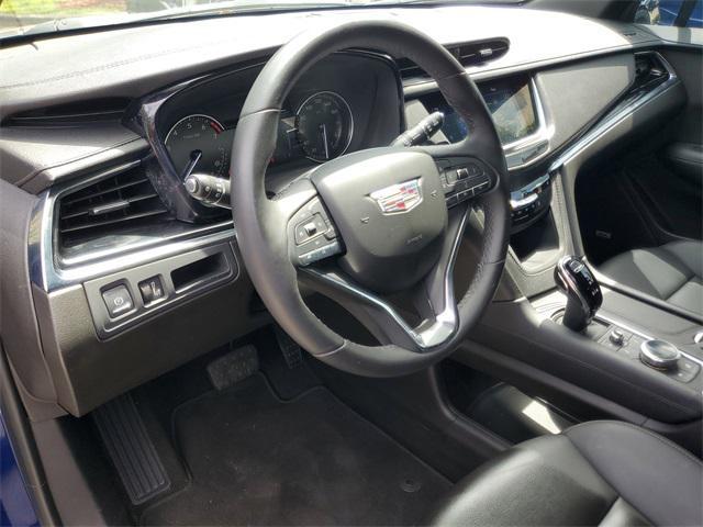 used 2023 Cadillac XT6 car, priced at $31,185