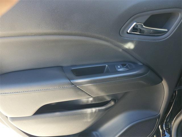 used 2022 GMC Canyon car, priced at $25,995