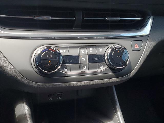 new 2025 Buick Envista car, priced at $27,280