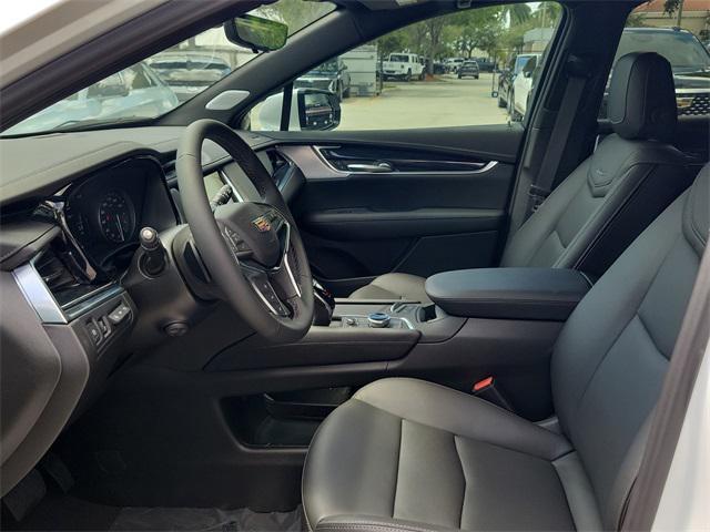 new 2025 Cadillac XT5 car, priced at $54,490