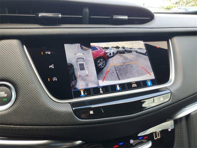 new 2025 Cadillac XT5 car, priced at $54,490