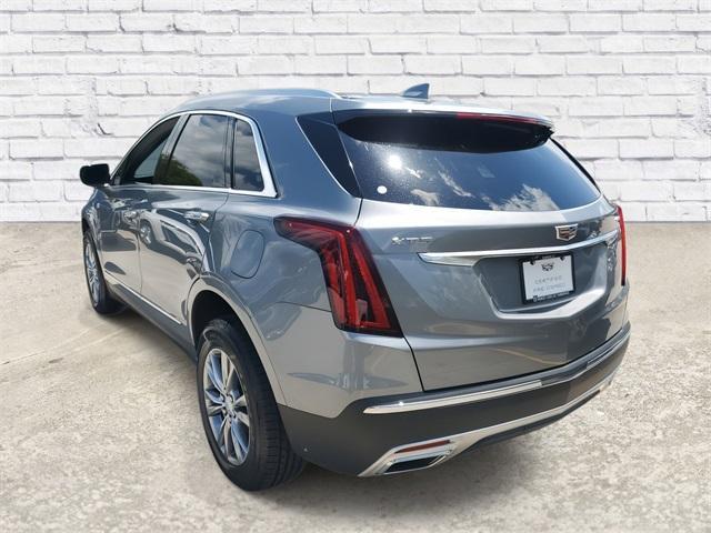 used 2023 Cadillac XT5 car, priced at $37,871