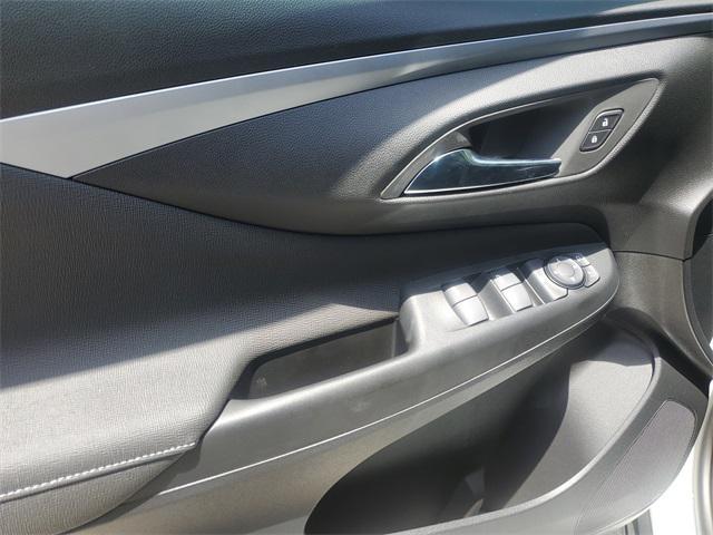 new 2025 Buick Envista car, priced at $25,195