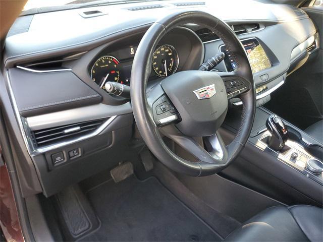 used 2022 Cadillac XT4 car, priced at $23,500