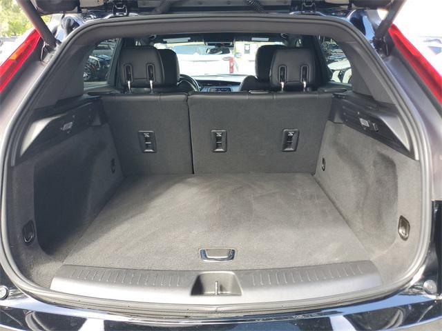 used 2023 Cadillac XT4 car, priced at $24,650