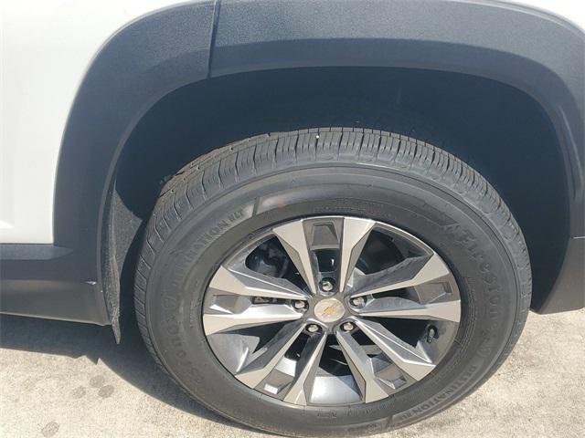 new 2025 Chevrolet Equinox car, priced at $25,486