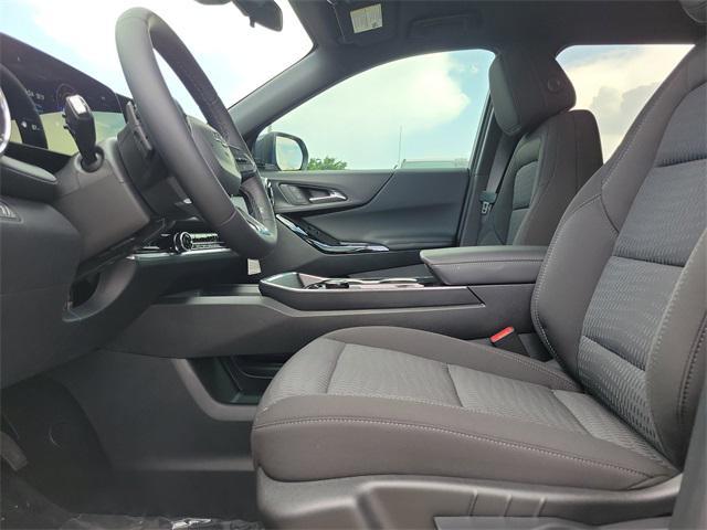 new 2026 Chevrolet Equinox car, priced at $30,223