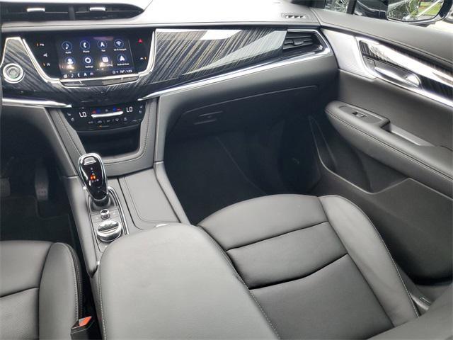 used 2023 Cadillac XT6 car, priced at $38,995