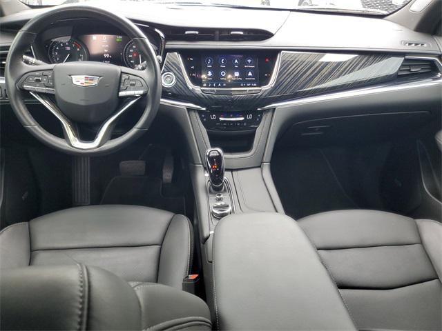 used 2023 Cadillac XT6 car, priced at $38,995