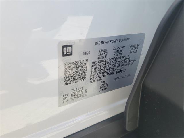 new 2025 Chevrolet Trax car, priced at $25,735