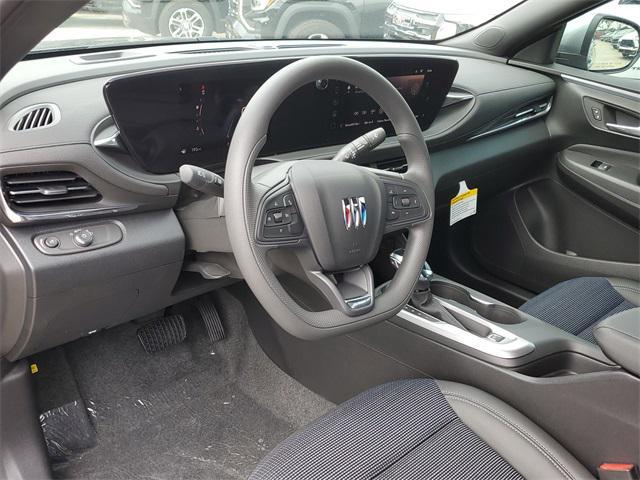 new 2025 Buick Envista car, priced at $25,275