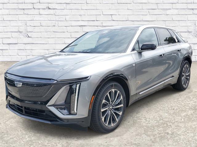 new 2025 Cadillac LYRIQ car, priced at $60,590