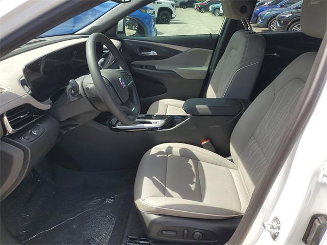 new 2025 Buick Envista car, priced at $32,484