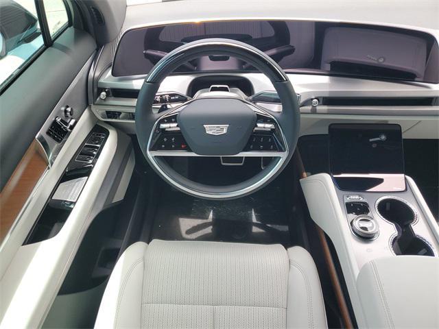 new 2026 Cadillac VISTIQ car, priced at $80,914