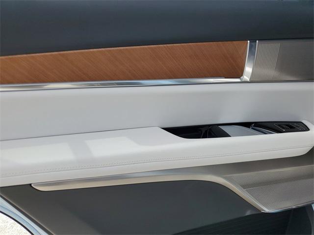 new 2026 Cadillac VISTIQ car, priced at $80,914