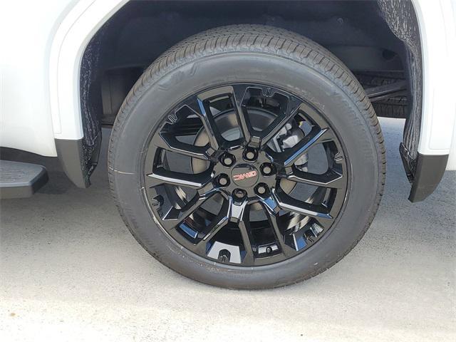 new 2025 GMC Sierra 1500 car, priced at $62,022