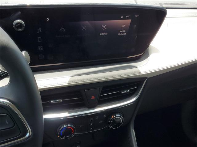 new 2025 Buick Encore GX car, priced at $21,139