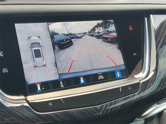 new 2025 Cadillac XT6 car, priced at $58,290