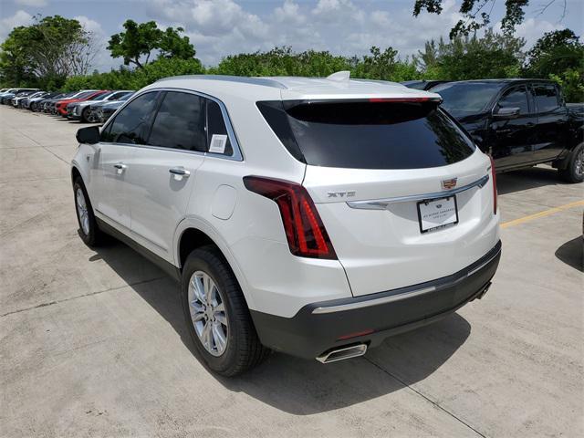 new 2025 Cadillac XT5 car, priced at $45,915