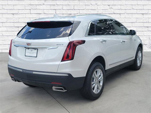 new 2025 Cadillac XT5 car, priced at $45,915