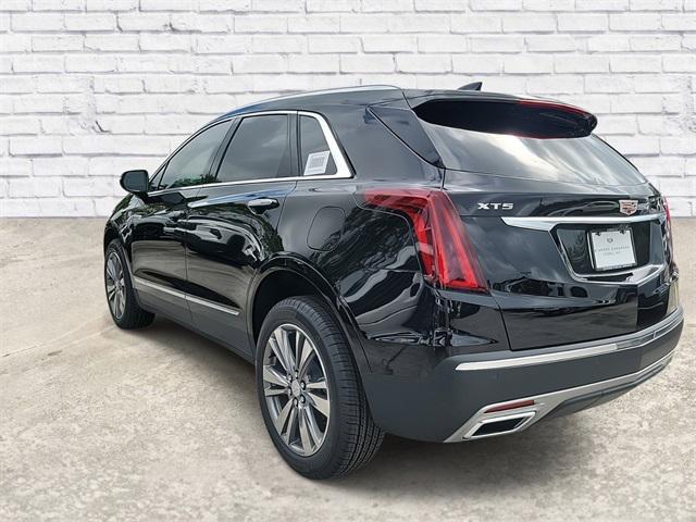 new 2025 Cadillac XT5 car, priced at $54,890