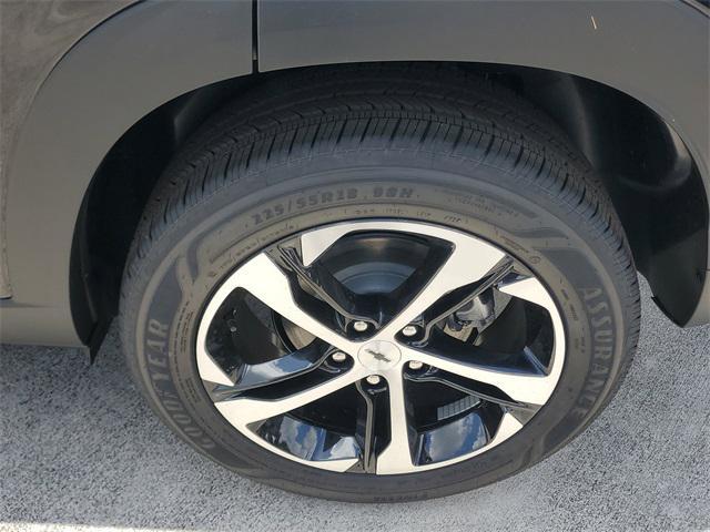 new 2025 Chevrolet Trax car, priced at $24,190