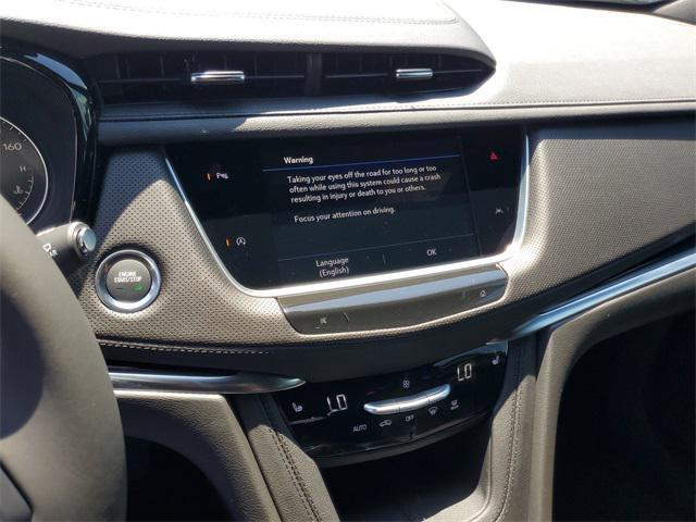 new 2025 Cadillac XT6 car, priced at $49,215